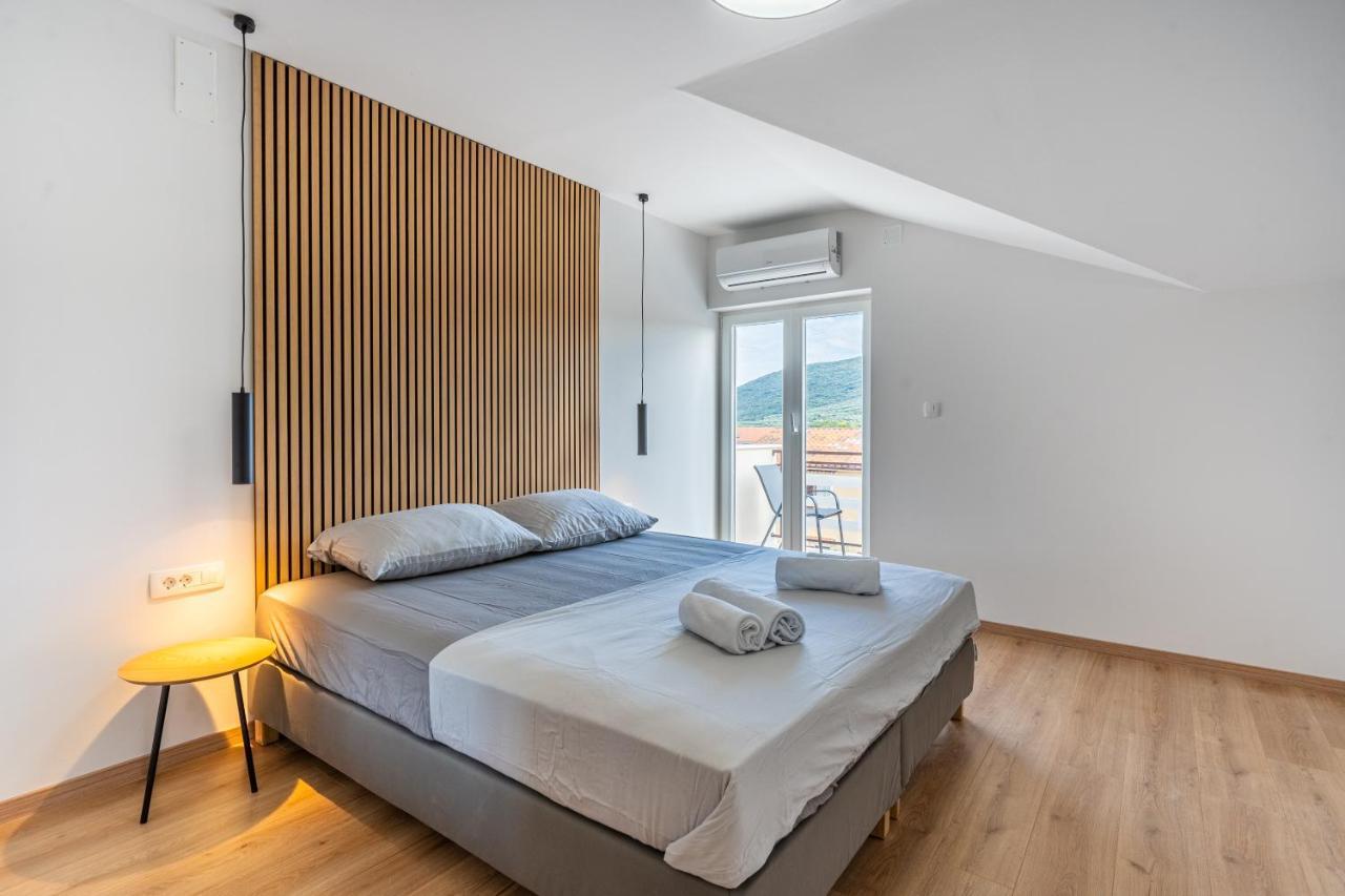 קרס Apartments & Rooms Klemenc מראה חיצוני תמונה