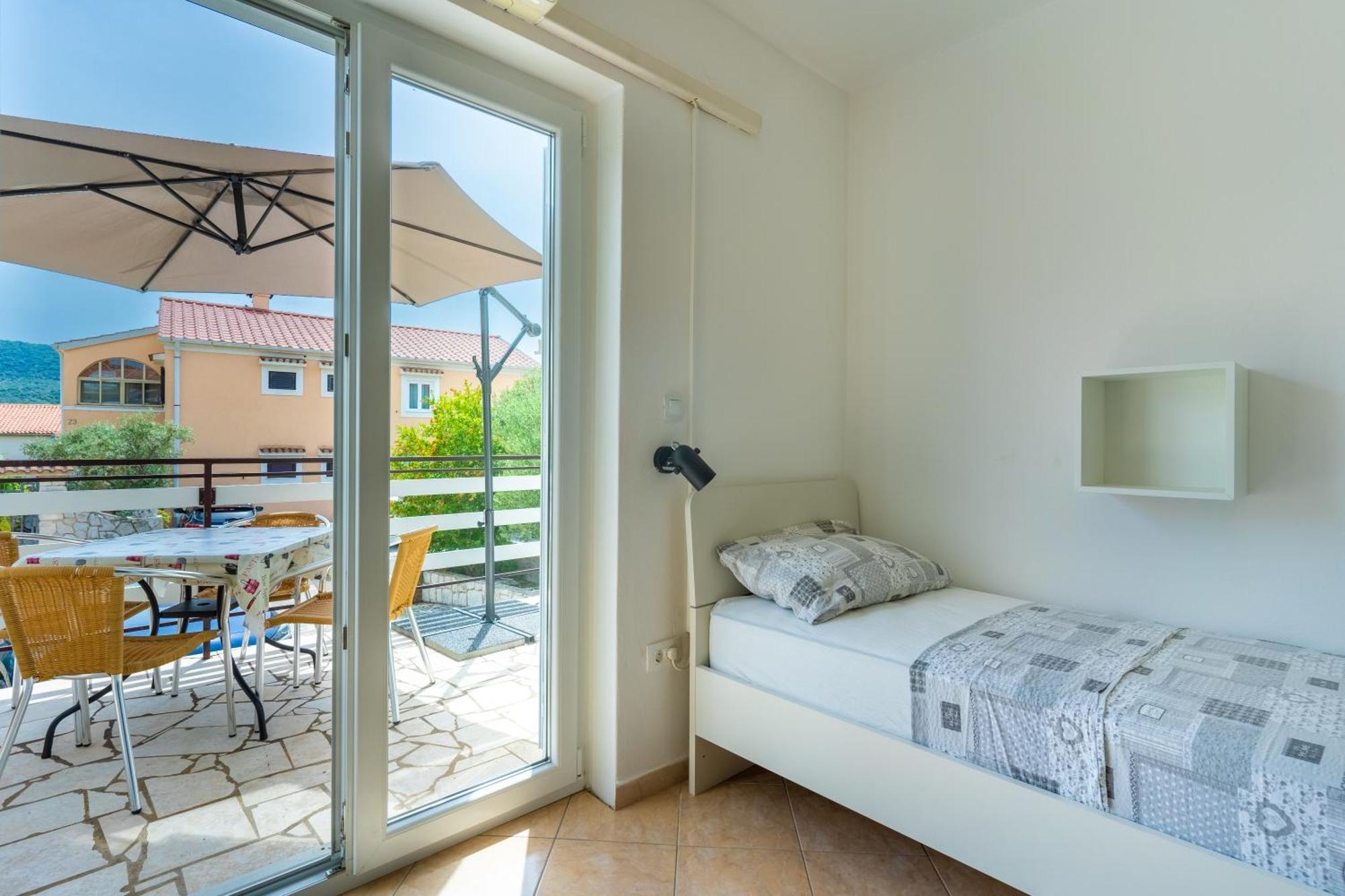 קרס Apartments & Rooms Klemenc מראה חיצוני תמונה