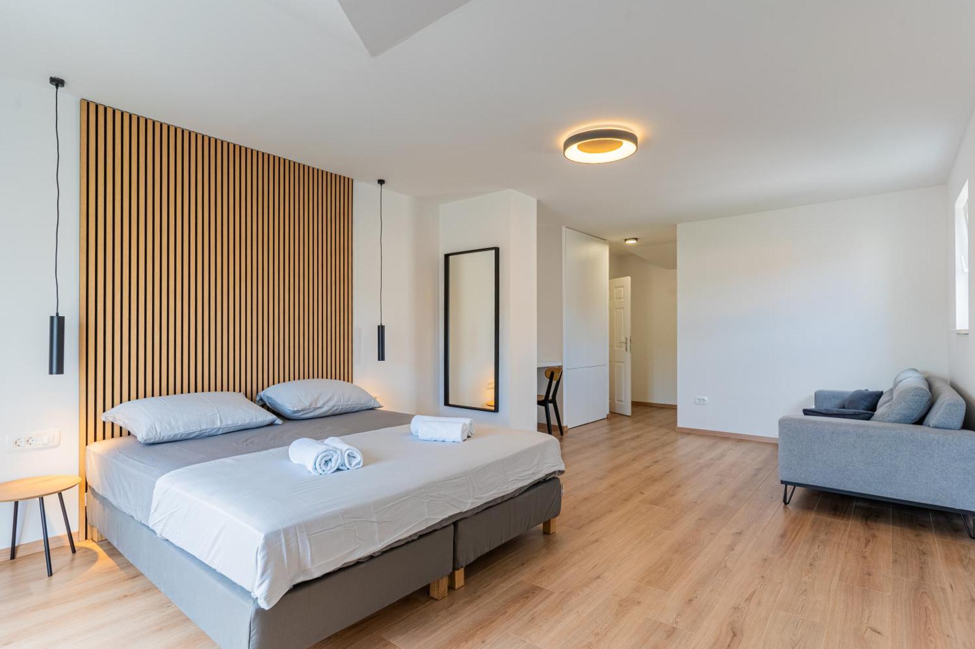קרס Apartments & Rooms Klemenc מראה חיצוני תמונה