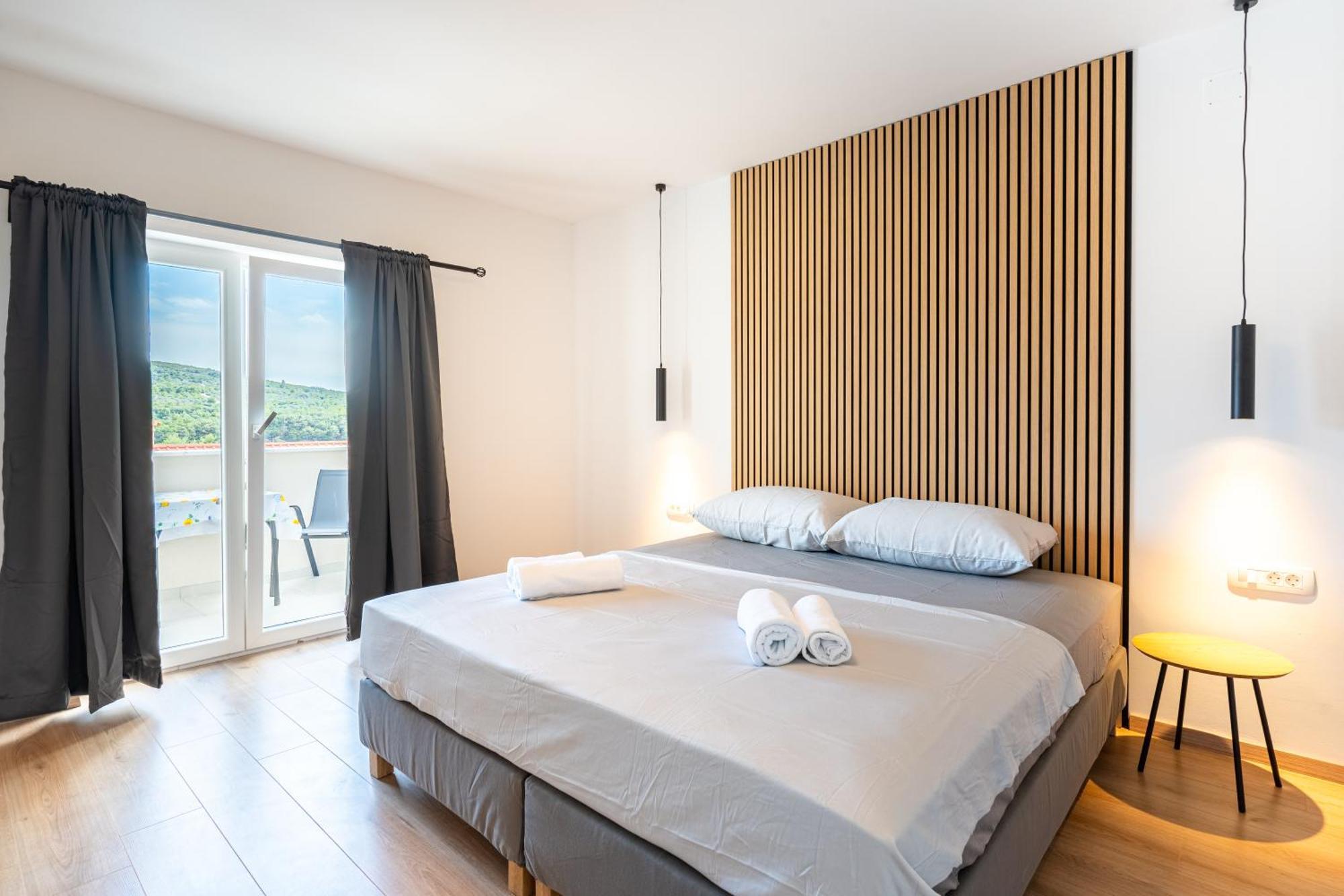 קרס Apartments & Rooms Klemenc מראה חיצוני תמונה