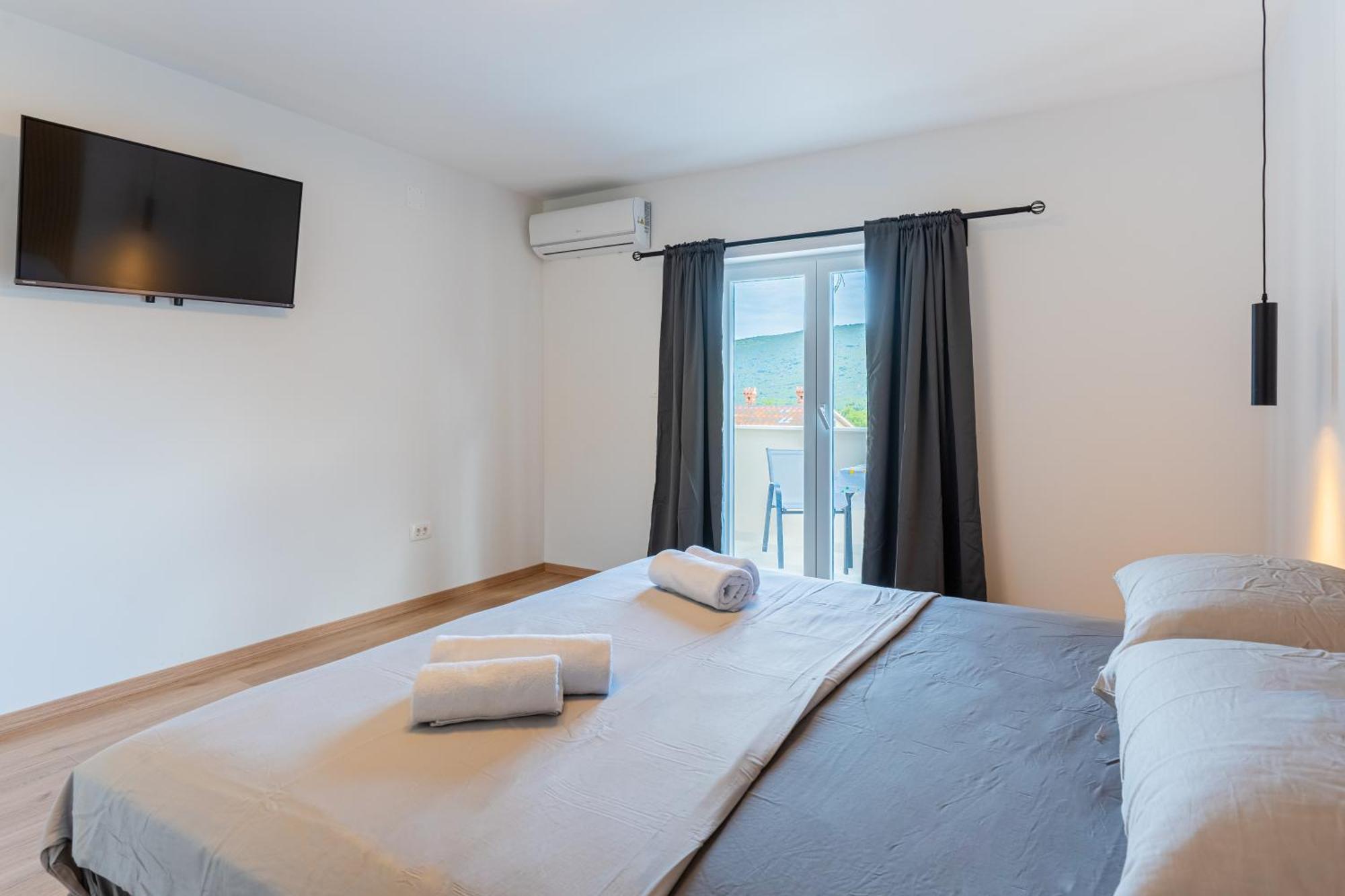 קרס Apartments & Rooms Klemenc מראה חיצוני תמונה