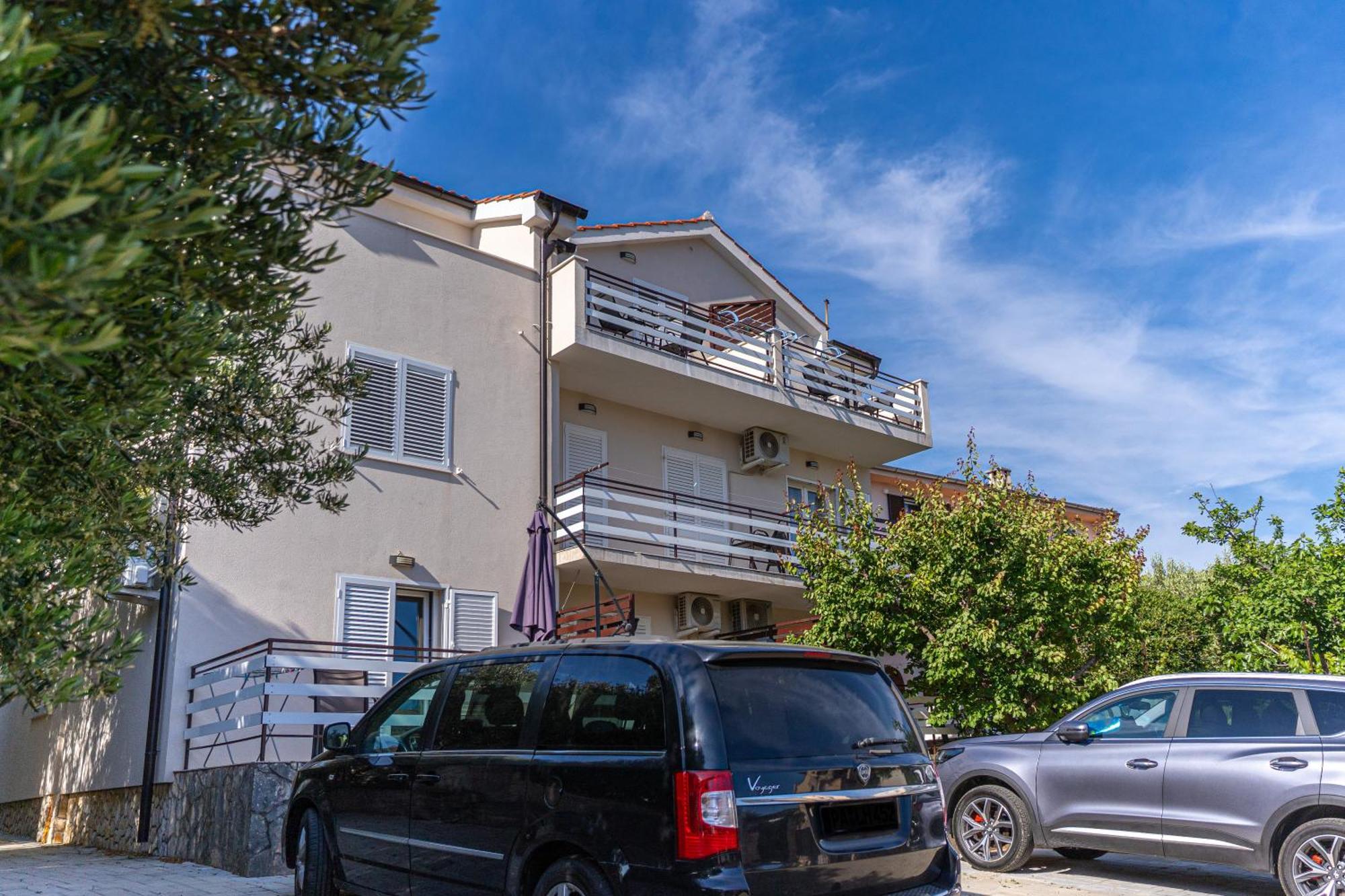 קרס Apartments & Rooms Klemenc מראה חיצוני תמונה