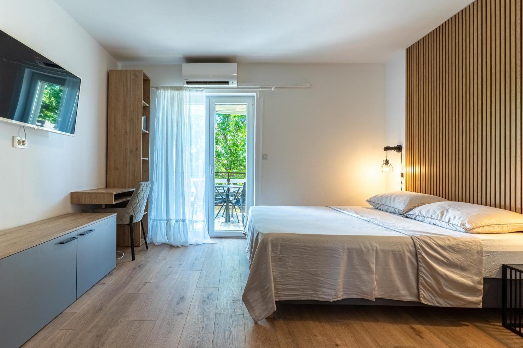 קרס Apartments & Rooms Klemenc מראה חיצוני תמונה