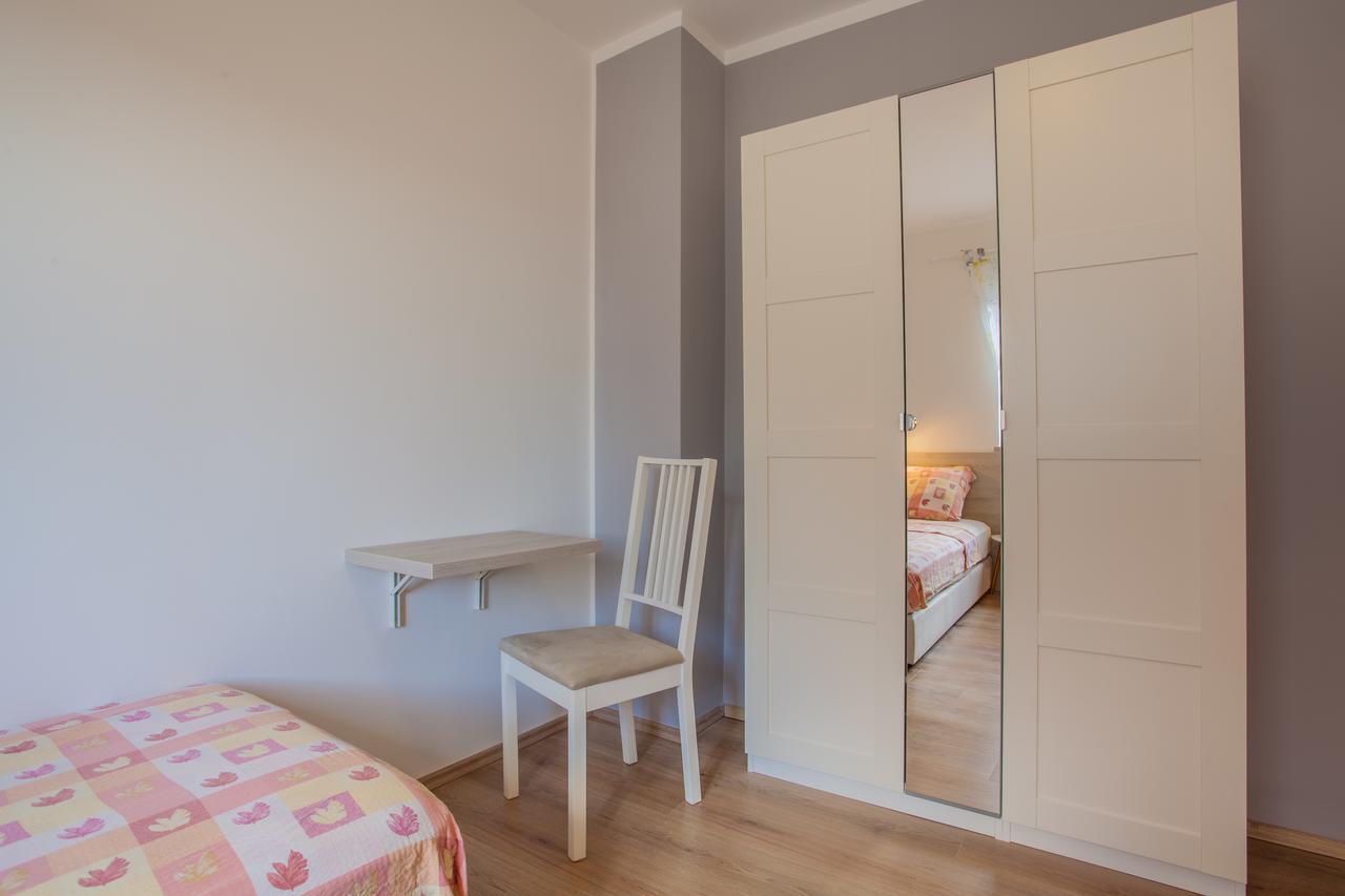 קרס Apartments & Rooms Klemenc מראה חיצוני תמונה